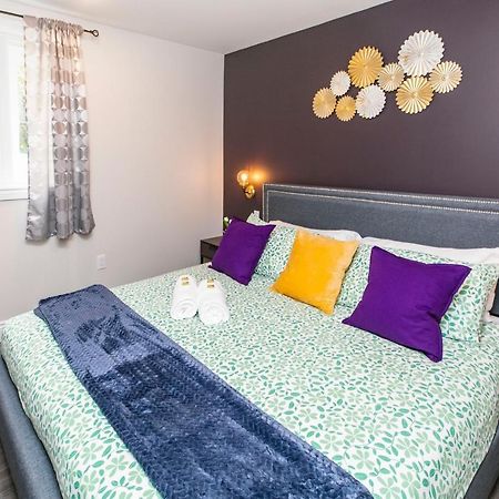 شقة أوتاوا  في Luxury 1Br With King Bed - Steps From Byward Market! المظهر الخارجي الصورة
